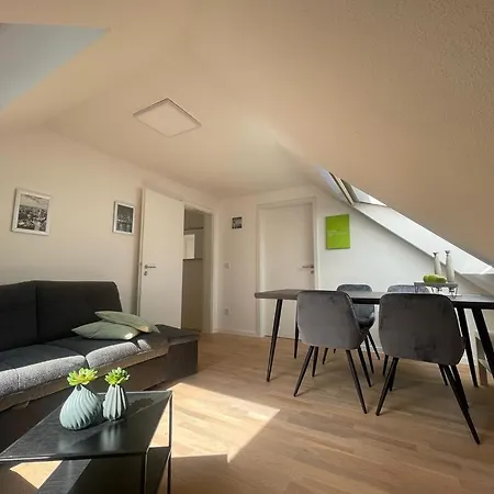 Dachgeschosswohnung In Kerpen-blatzheim *